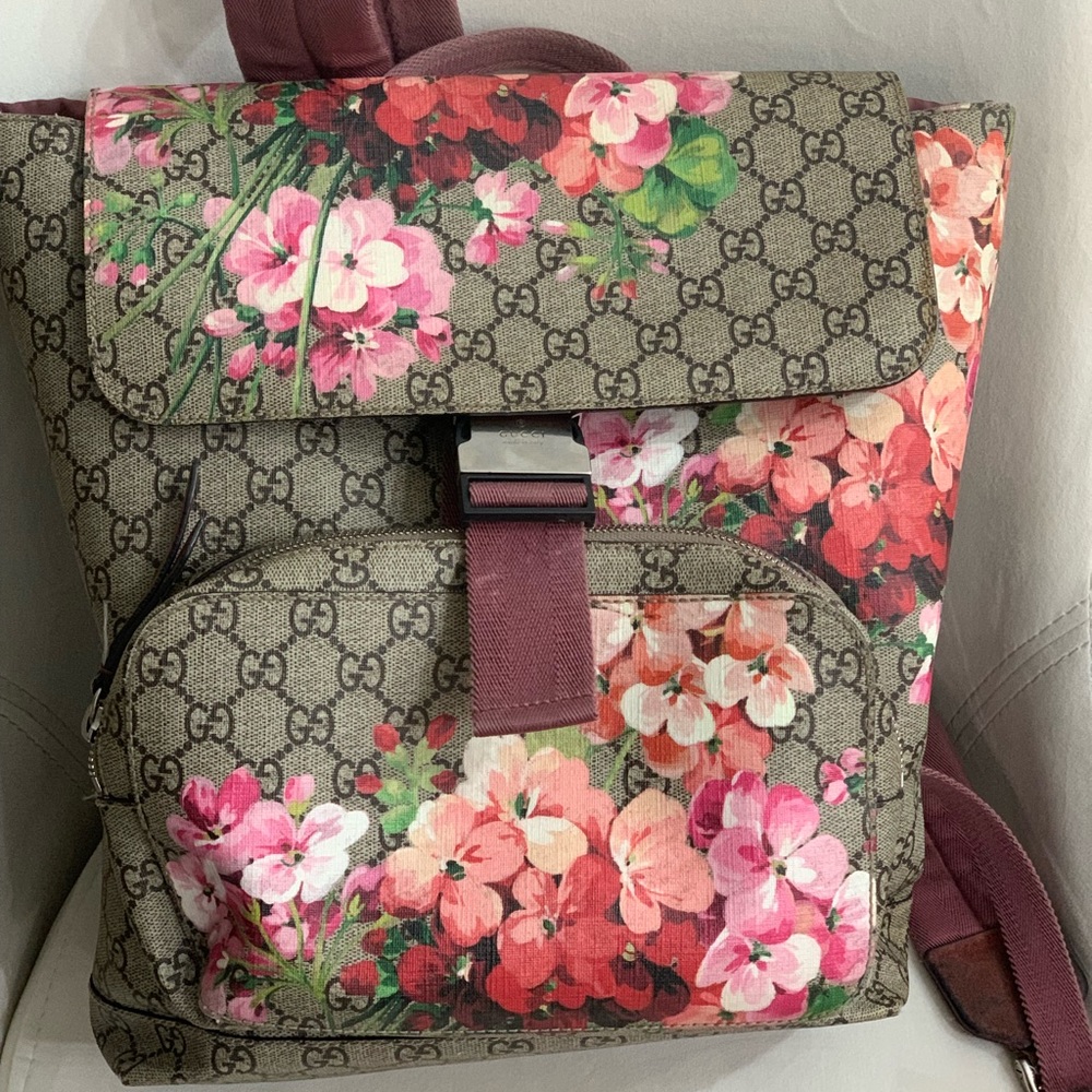 Gucci buckle backpack blooms print